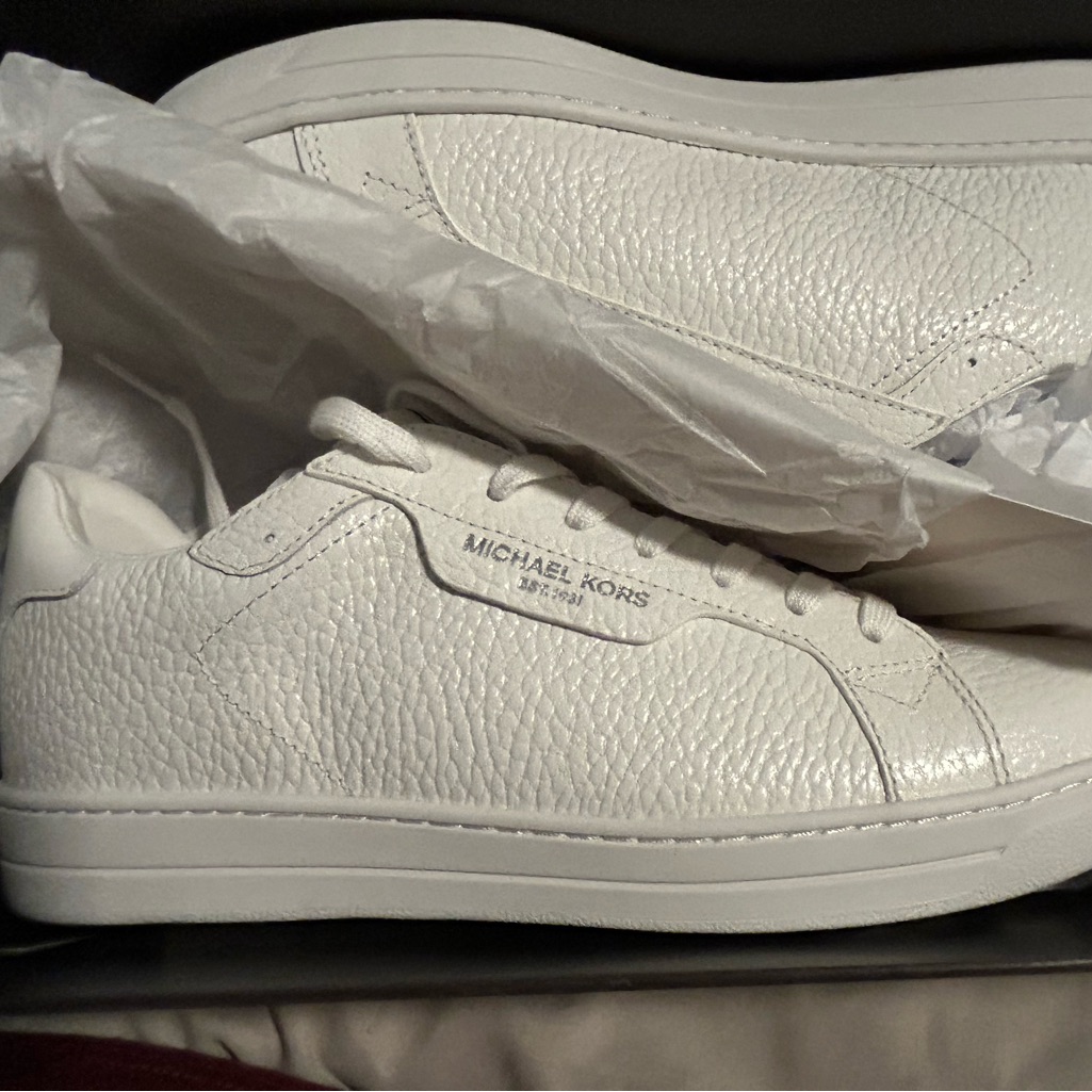 Brand New Never Worn  Michaels Kors Mens Keating Leather Sneakers